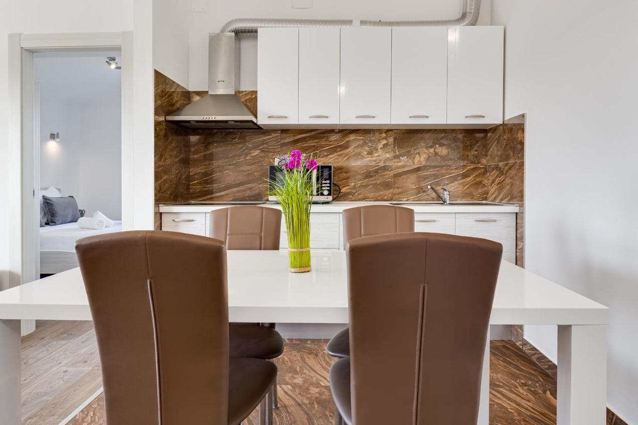 Apartman David S Bazenom Podusje Екстер'єр фото