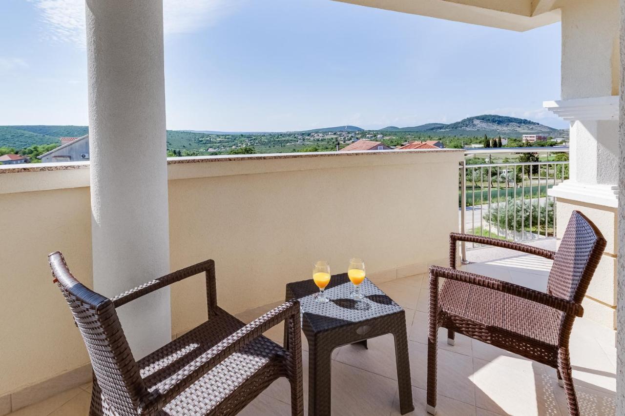 Apartman David S Bazenom Podusje Екстер'єр фото