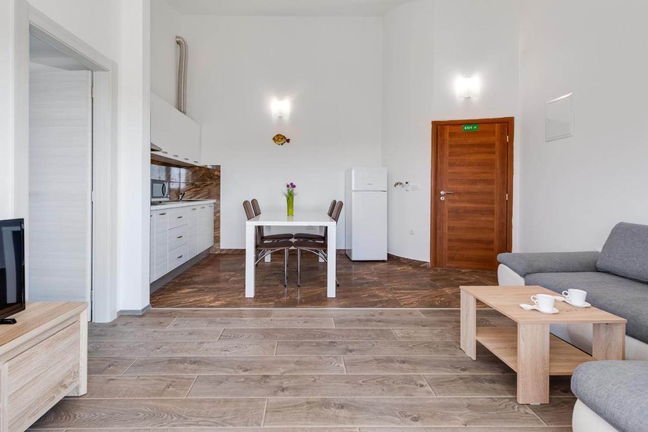 Apartman David S Bazenom Podusje Екстер'єр фото